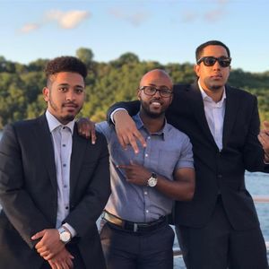 Meet your Posher, Mayzer